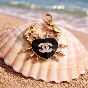 Luxury zipper pull or charm. Gold plated and Black Crab Pendant